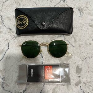 Round frame sunglasses